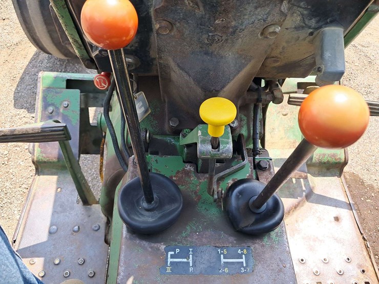 1979-john-deere-2440-image-18