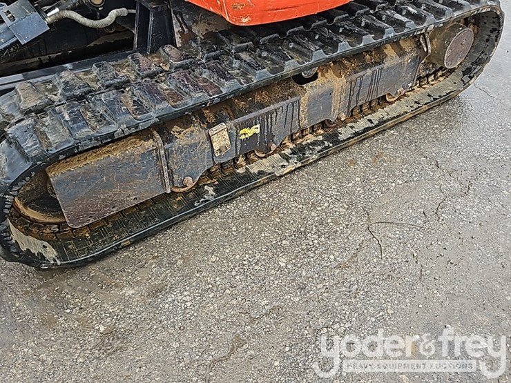 2019-kubota-kx040-4-image-21