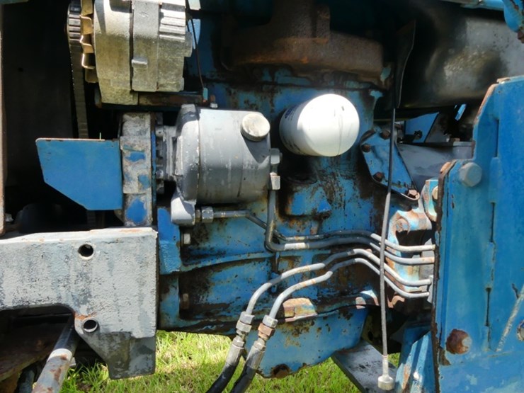 new-holland-3930-image-10