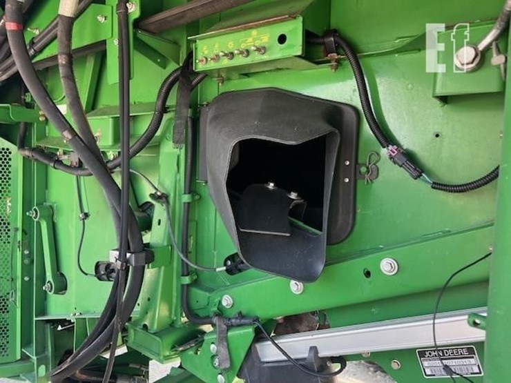2014-john-deere-s670-image-48