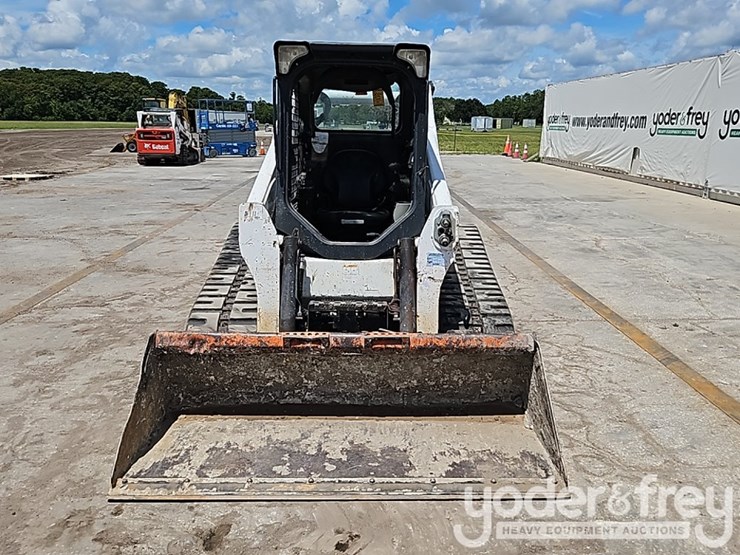 2019-bobcat-t740-image-14
