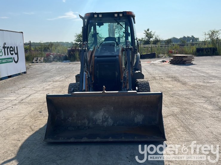 2016-case-580sn-image-12