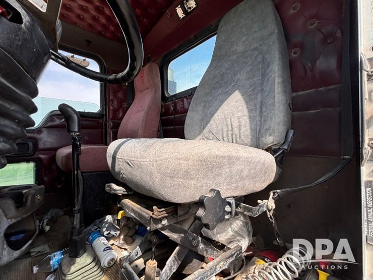 2003-kenworth-t800-image-82