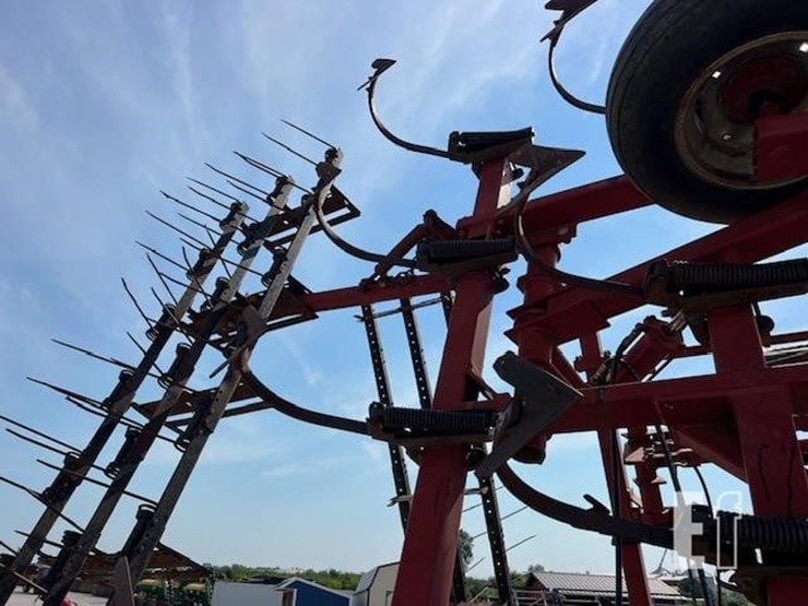 case-ih-4300-image-20