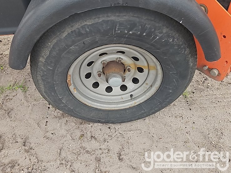 2018-jlg-t500j-image-9