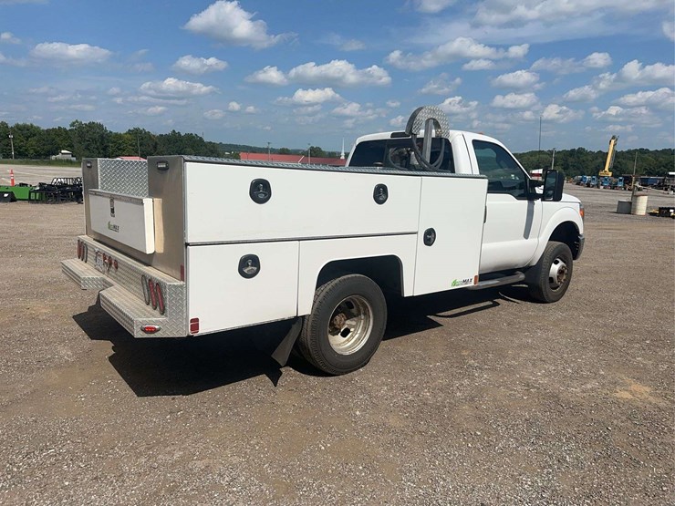 2016-ford-f350-image-3