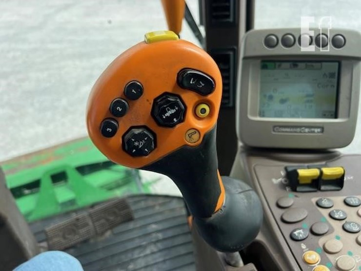 2011-john-deere-9770-sts-image-59