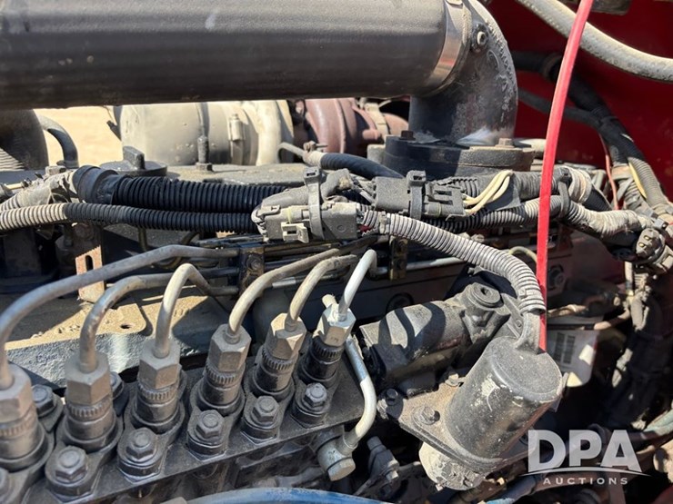 1995-freightliner-fl80-image-45