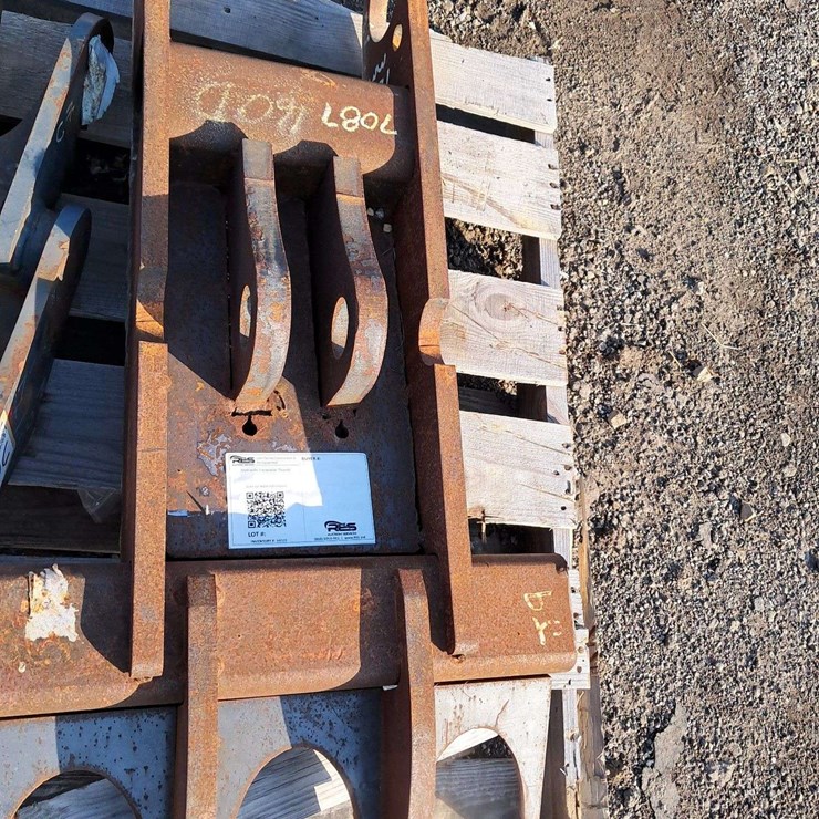 Hydraulic Excavator Thumb