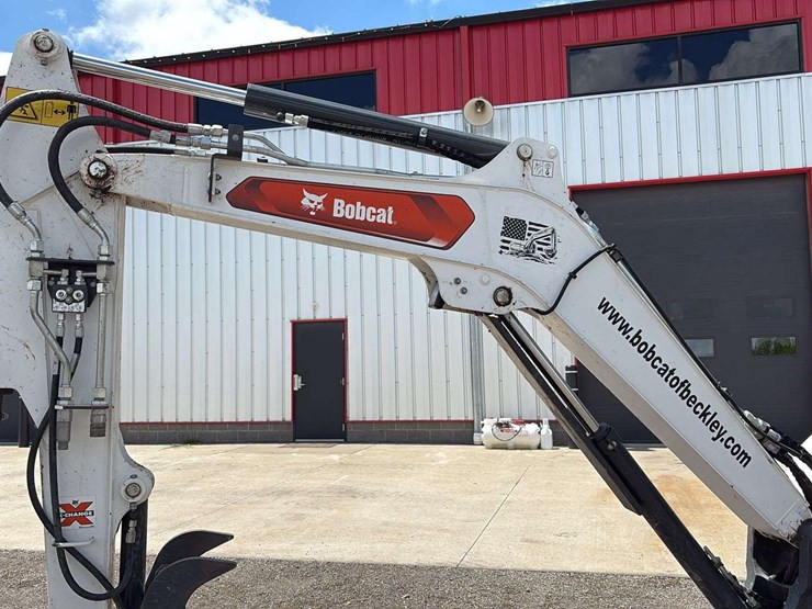 2023-bobcat-e35i-image-40