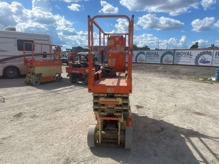 2018-jlg-2632es-image-10