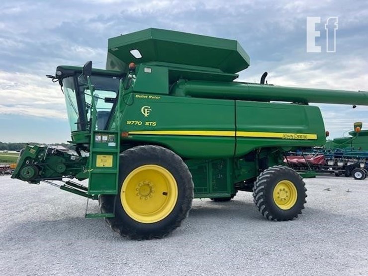 2011-john-deere-9770-sts-image-11
