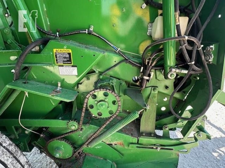 2019-john-deere-560m-image-22