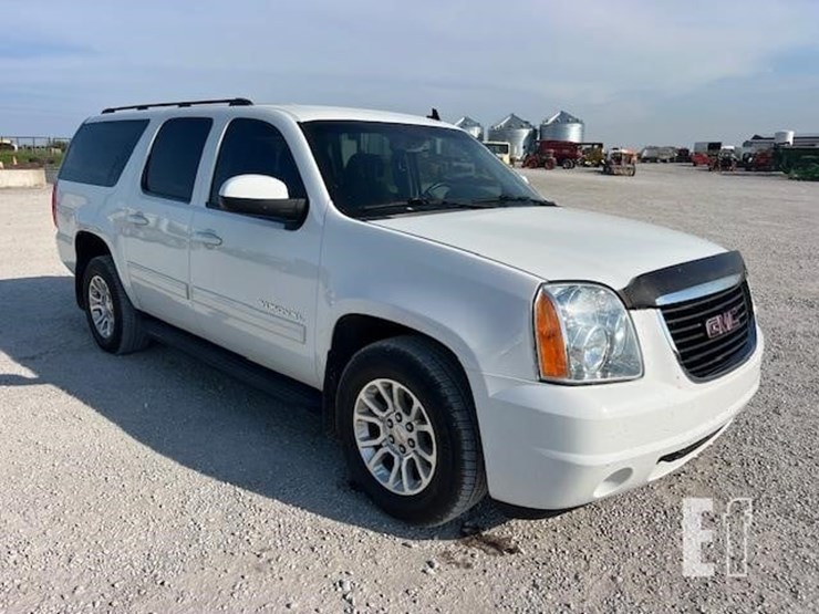 2011-gmc-yukon-xl-image-9