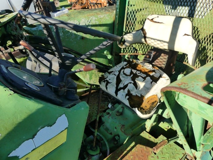 john-deere-2950-image-10