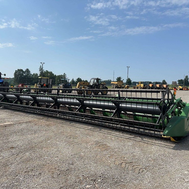 2013 JOHN DEERE 635F