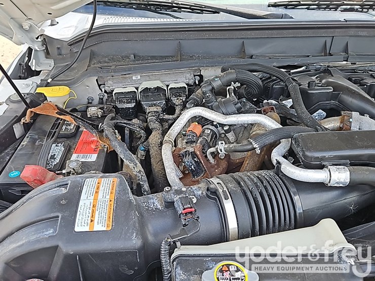 2015-ford-f550-image-23