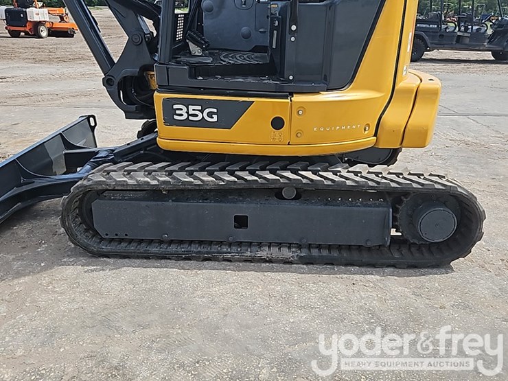 2023-deere-35g-image-22