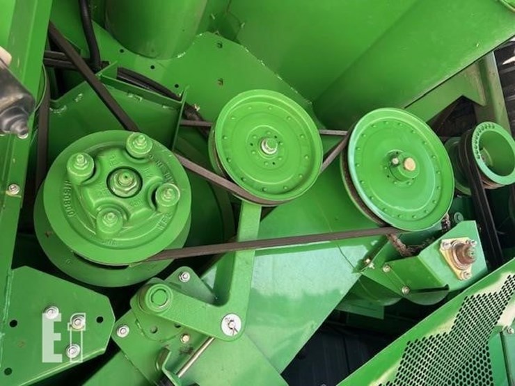 2014-john-deere-s670-image-63
