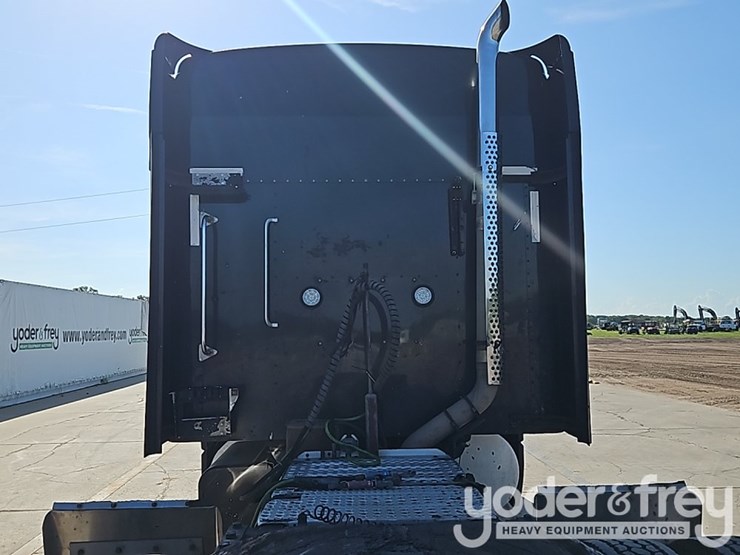 2007-kenworth-t600-image-19