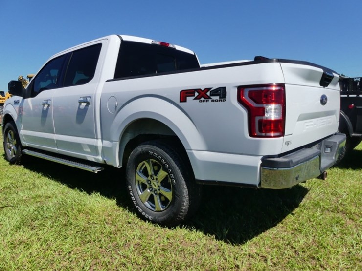 2020-ford-f150-xlt-image-4