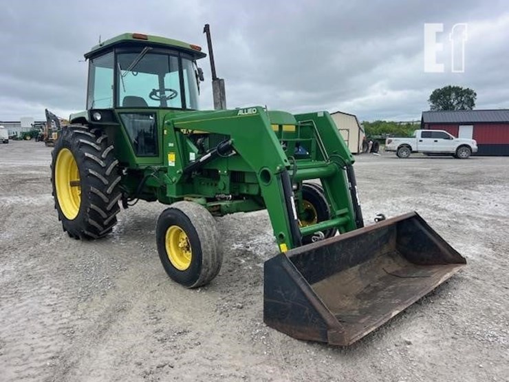 john-deere-4230-image-7
