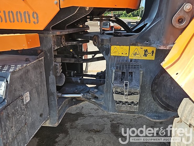 2019-doosan-dl250-5-image-9