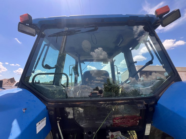 new-holland-tl100a-image-11