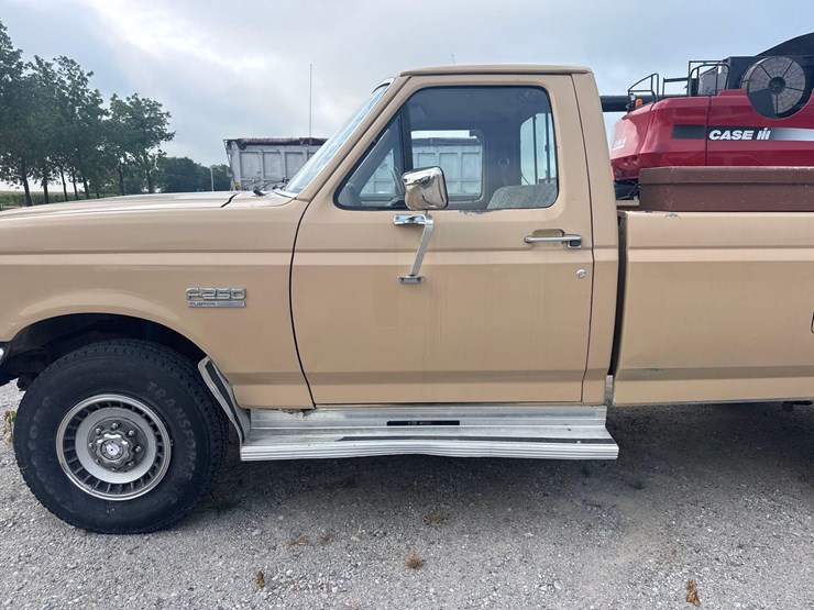 1988-ford-f250-image-4