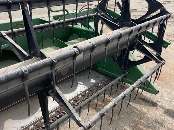 2011-john-deere-635f-image-10