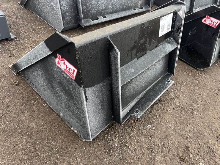 44"-mini-bucket-image-2