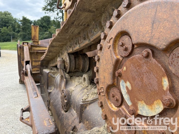 2005-caterpillar-d8t-image-30