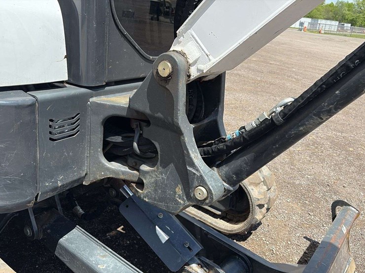 2023-bobcat-e35i-image-34
