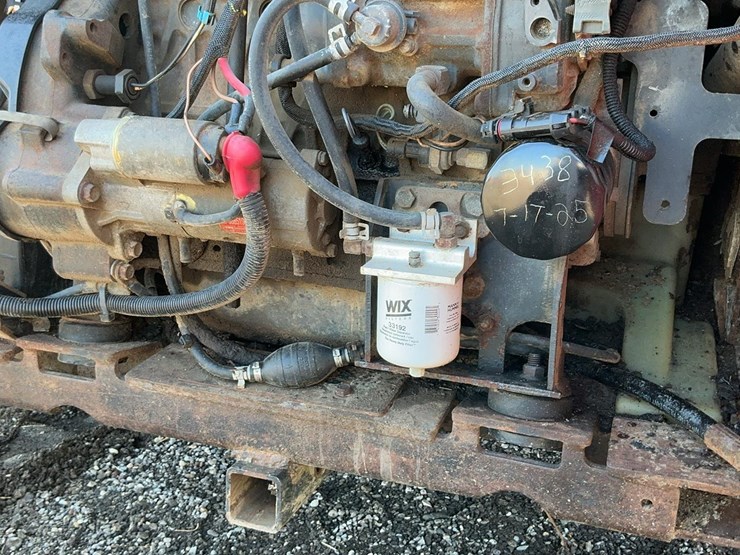 2004-bobcat-t190-image-60