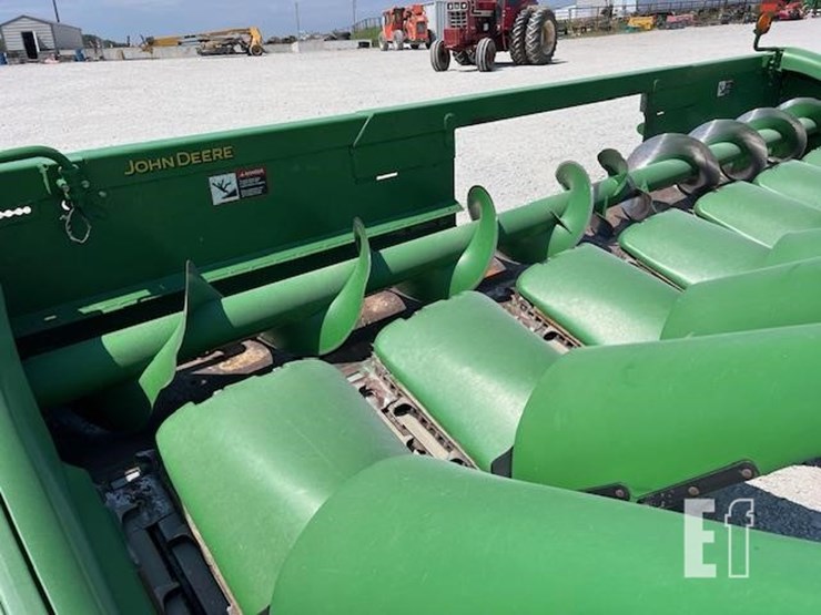 john-deere-608c-image-24