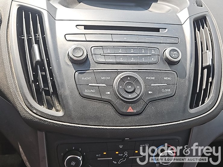 2018-ford-escape-image-30