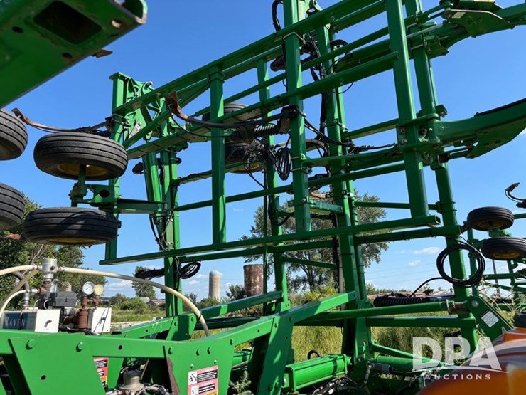 john-deere-2410-image-26