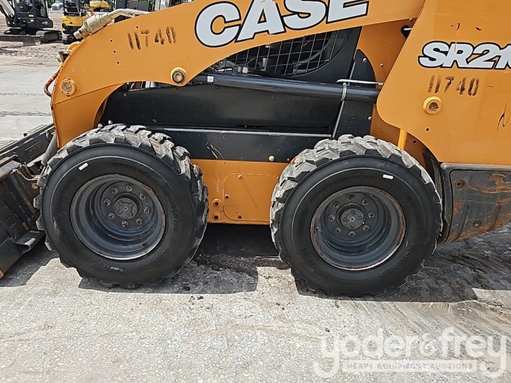 2018-case-sr210-image-14