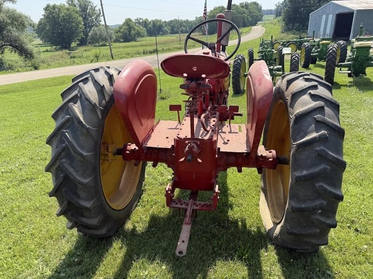 massey-ferguson-30-image-5