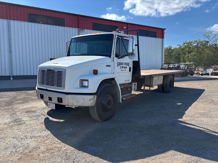 1995-freightliner-fl70-image-1