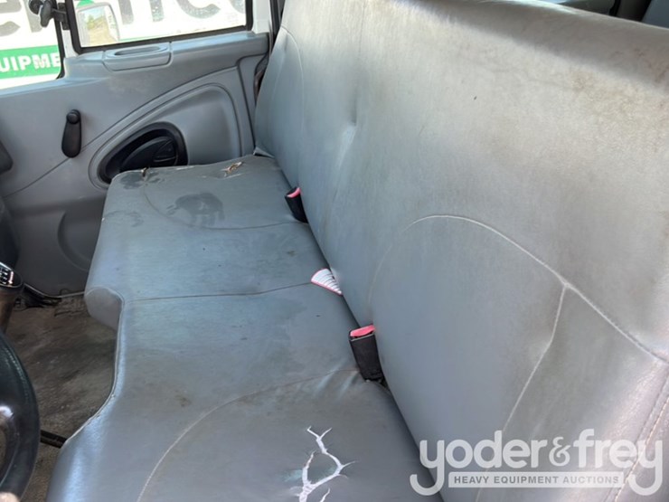 2003-international-durastar-4300-image-29