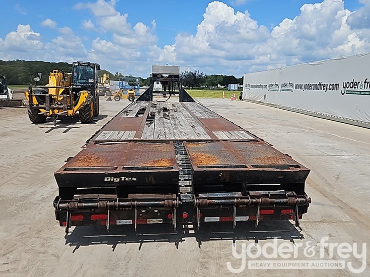 2015-big-tex-22gn-28bk+5mr-image-14