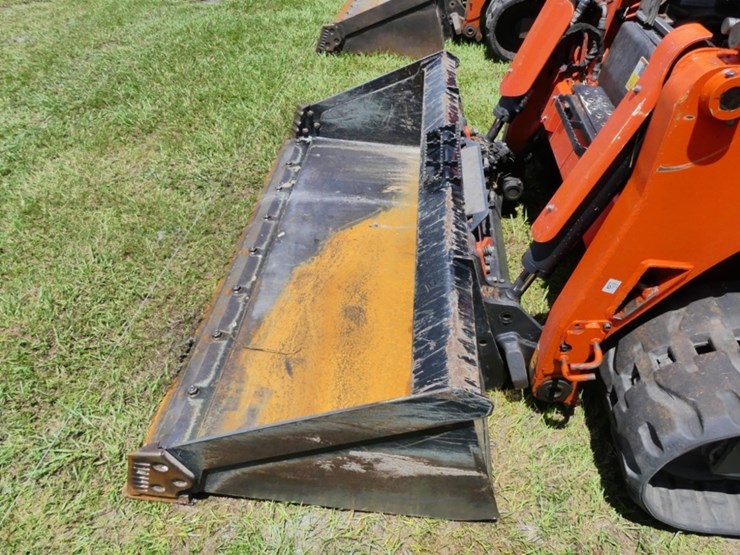 2023-kubota-svl97-2-image-10