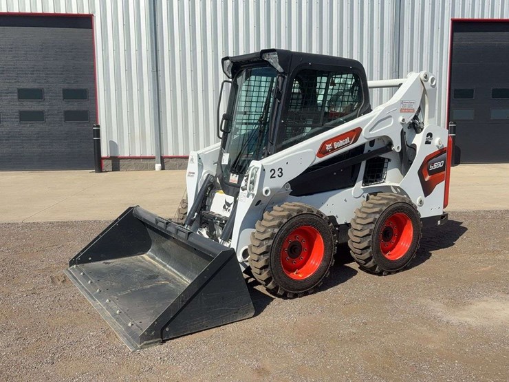 2024-bobcat-s590-image-1