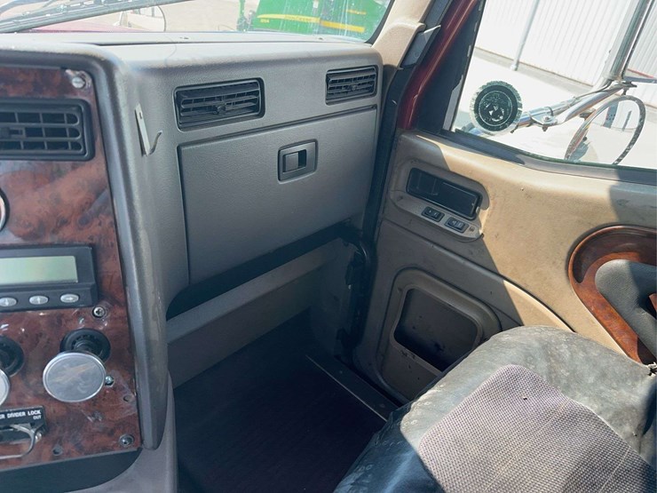2005-international-9900i-image-46