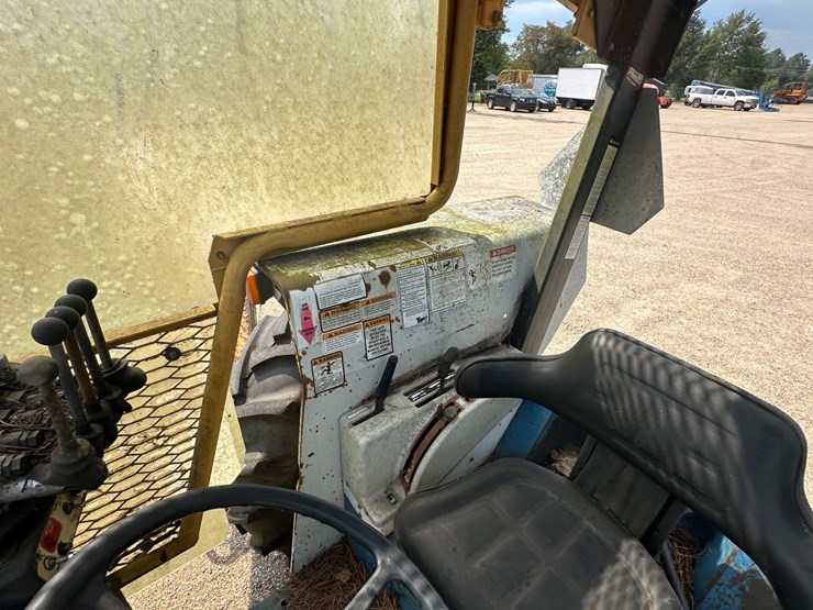 ford-6640-image-23