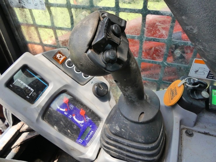 2021-kubota-svl97-2-image-14