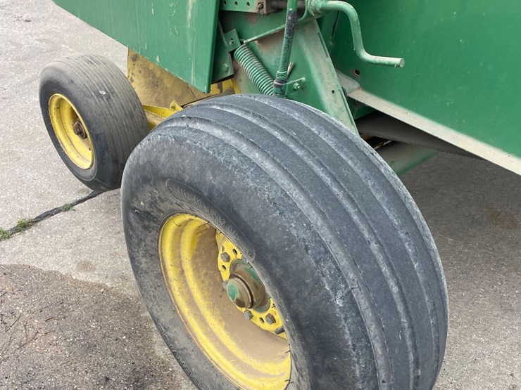 john-deere-530-image-6