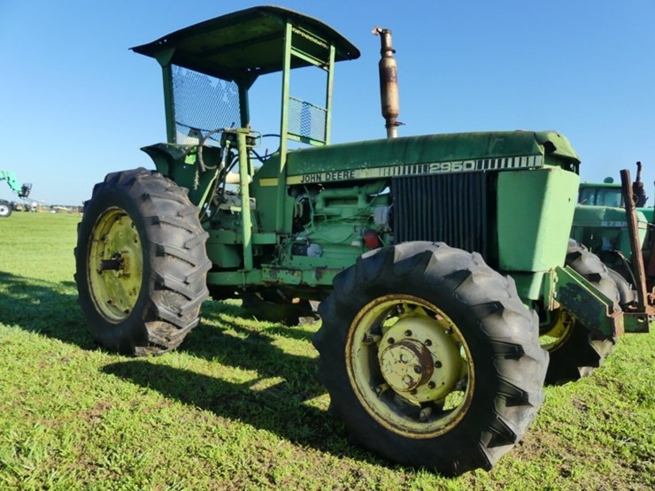 john-deere-2950-image-2