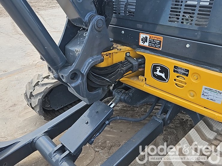 2023-deere-35g-image-21